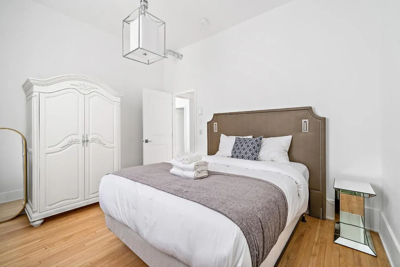 Apartment Ave Du Musee By Restavio Canada